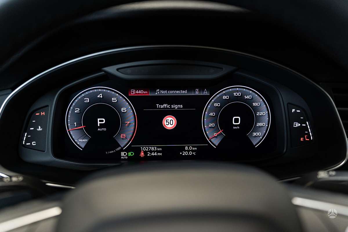 Audi Q7, 3.0 l., Минивэн