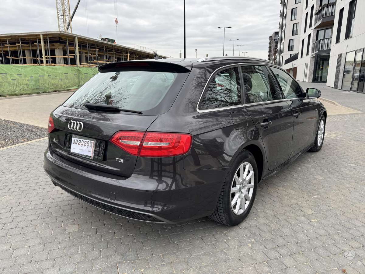 Audi A4, 2.0 l., Универсал
