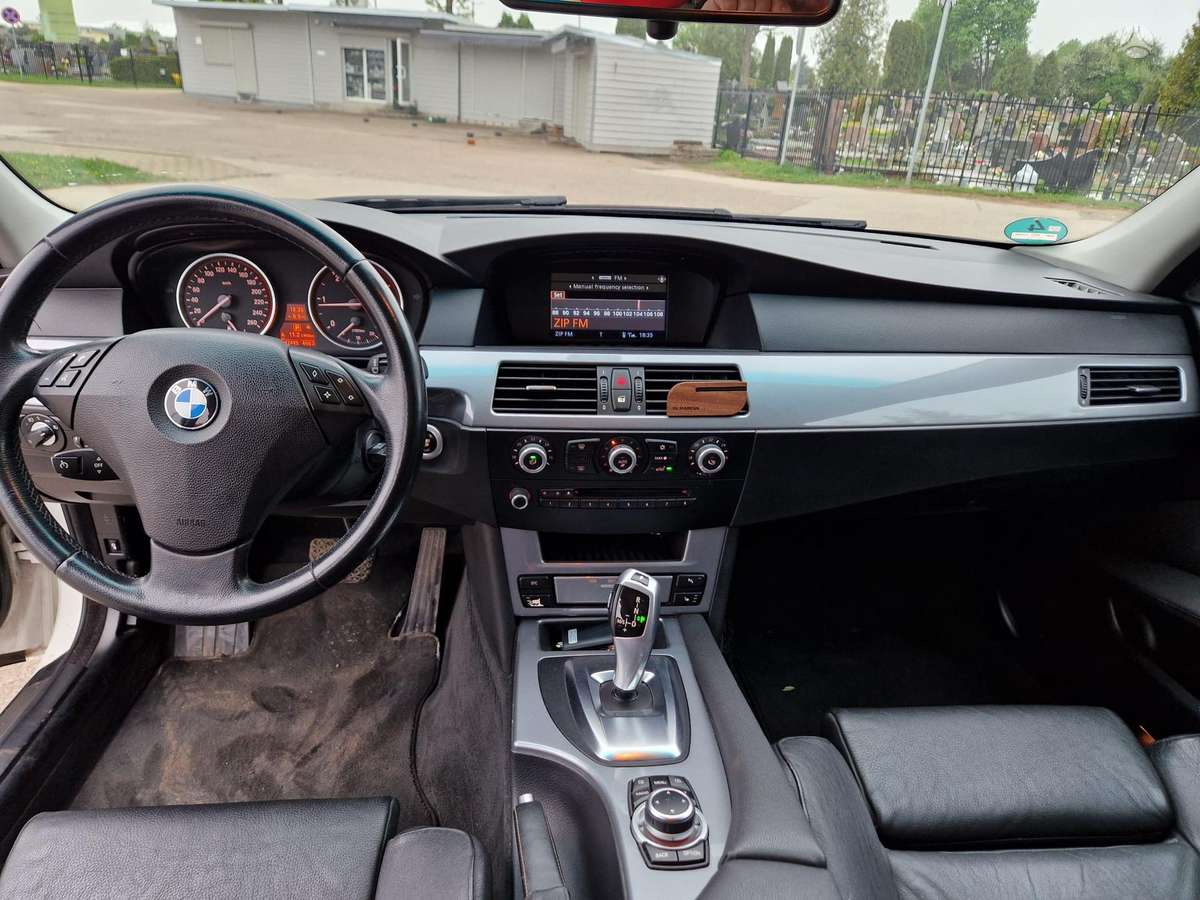 BMW 520, 2.0 l., Универсал