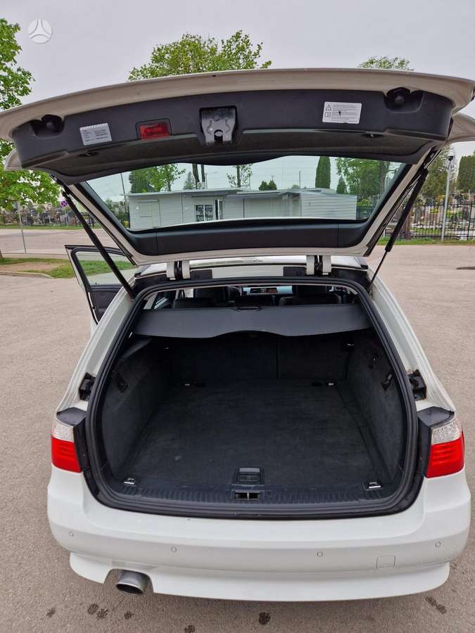 BMW 520, 2.0 l., wagon