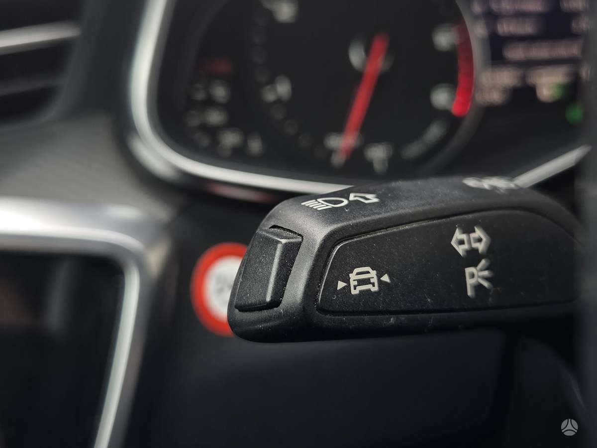 Audi A6, 2.0 l., Универсал