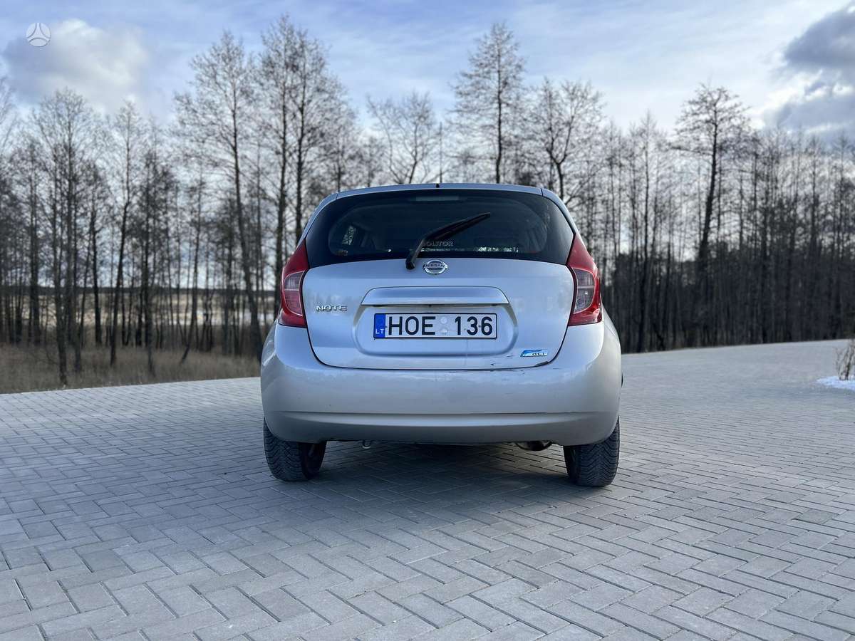 Nissan Note, 1.5 l., Хэтчбек