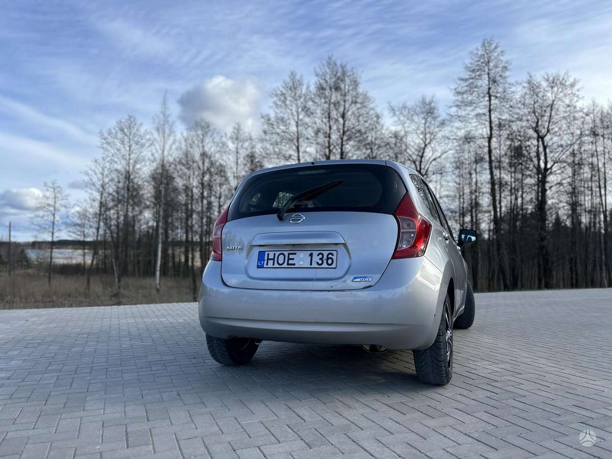 Nissan Note, 1.5 l., Хэтчбек