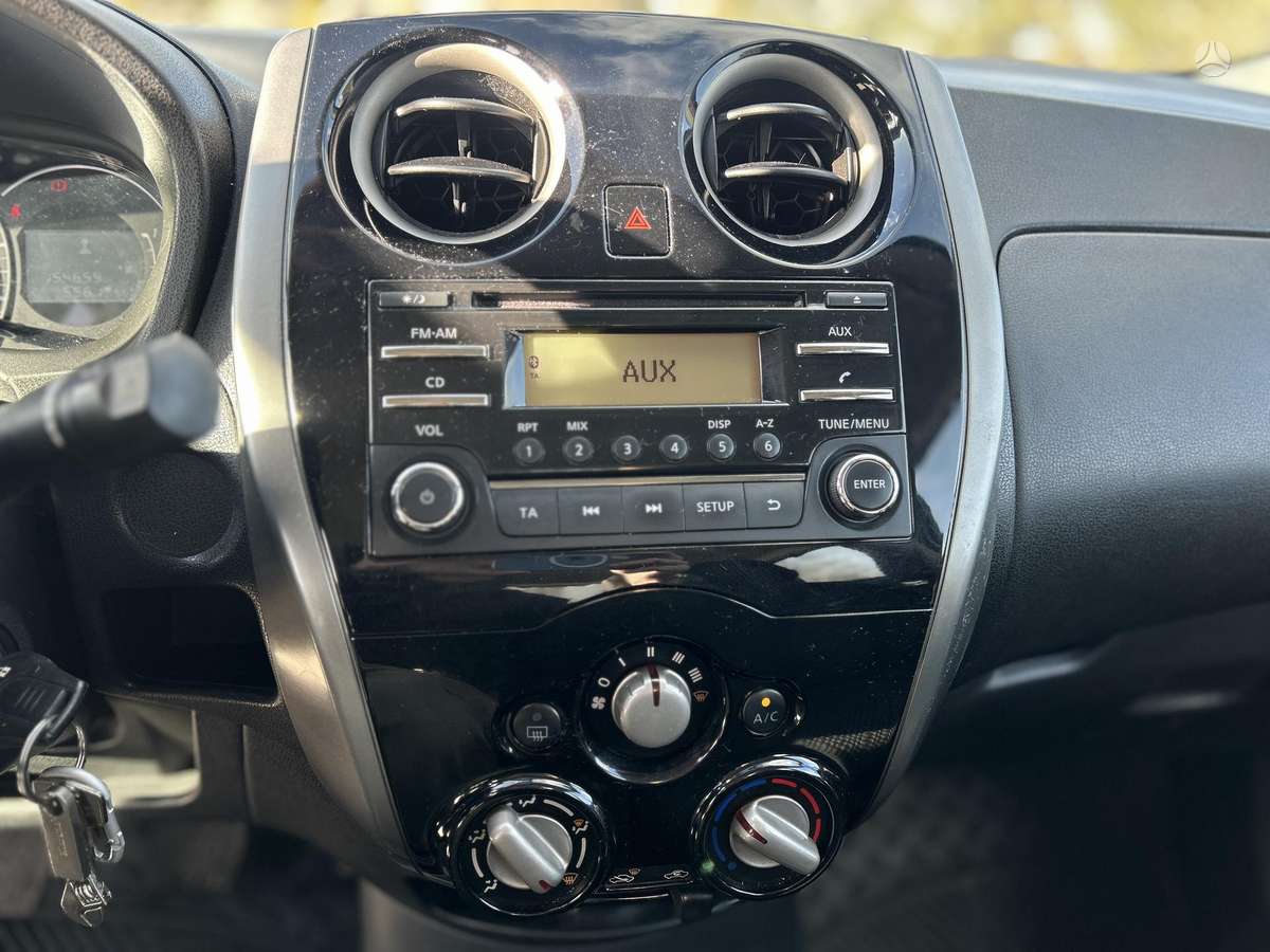 Nissan Note, 1.5 l., hatchback