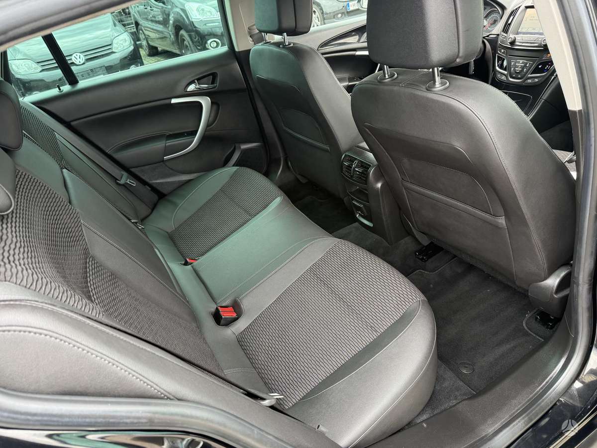 Opel Insignia, 2.0 l., wagon