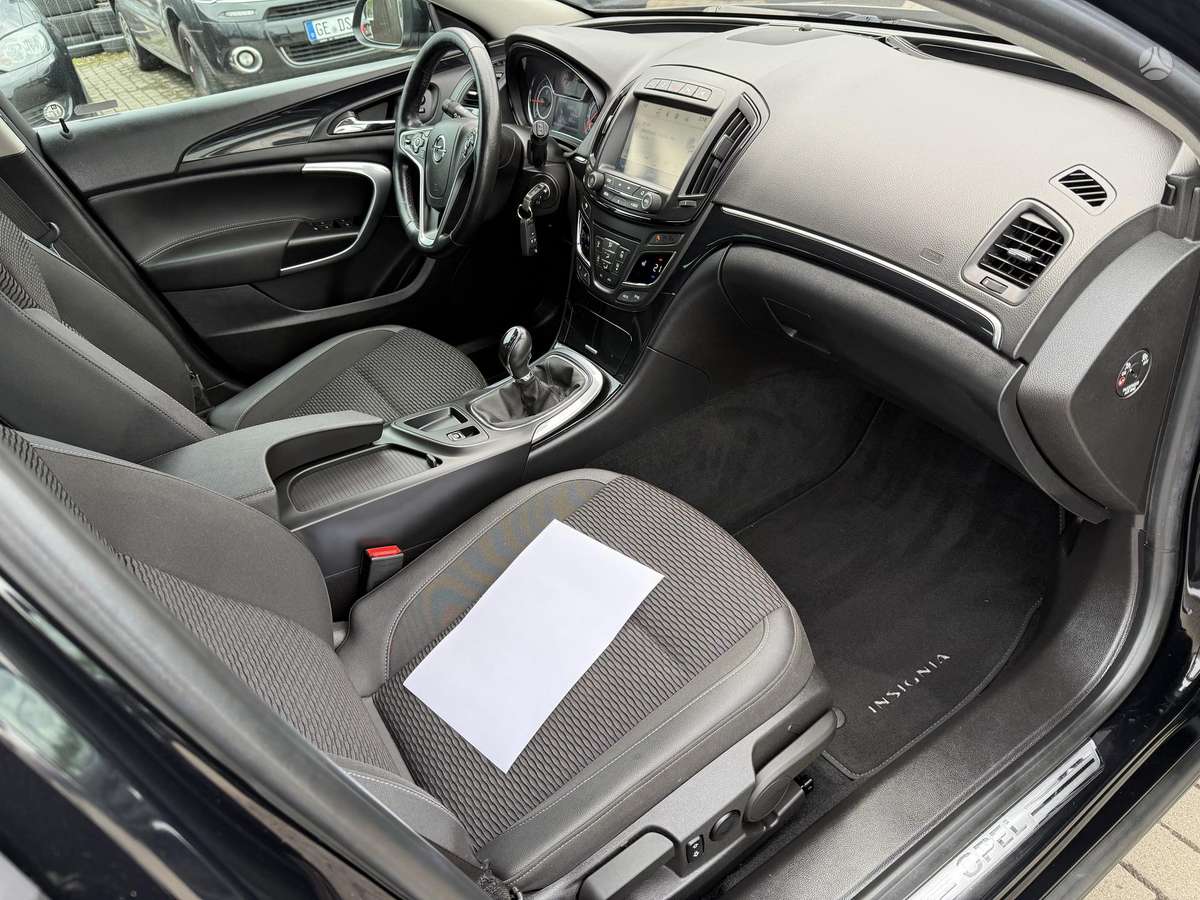 Opel Insignia, 2.0 l., Универсал
