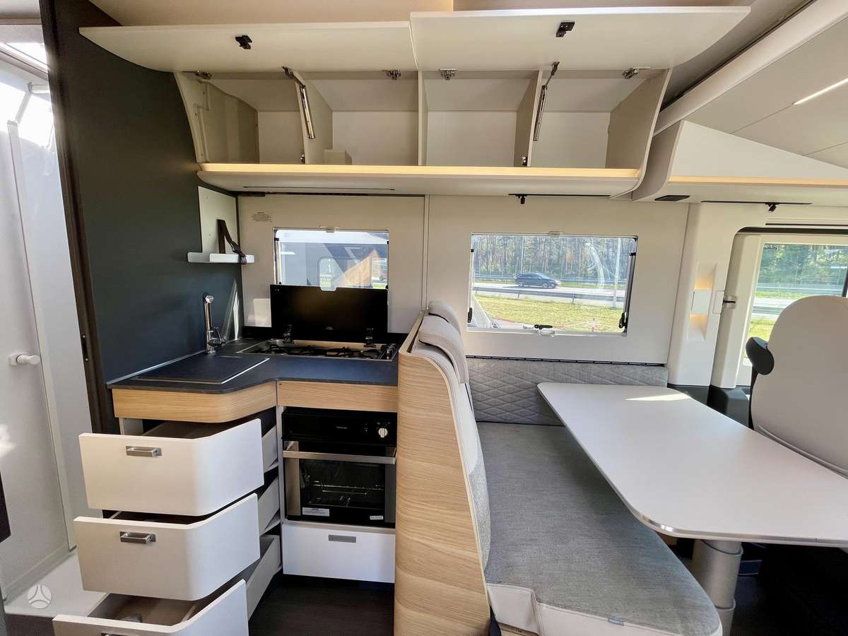 Adria Sonic Plus 700SL Automatas, campers