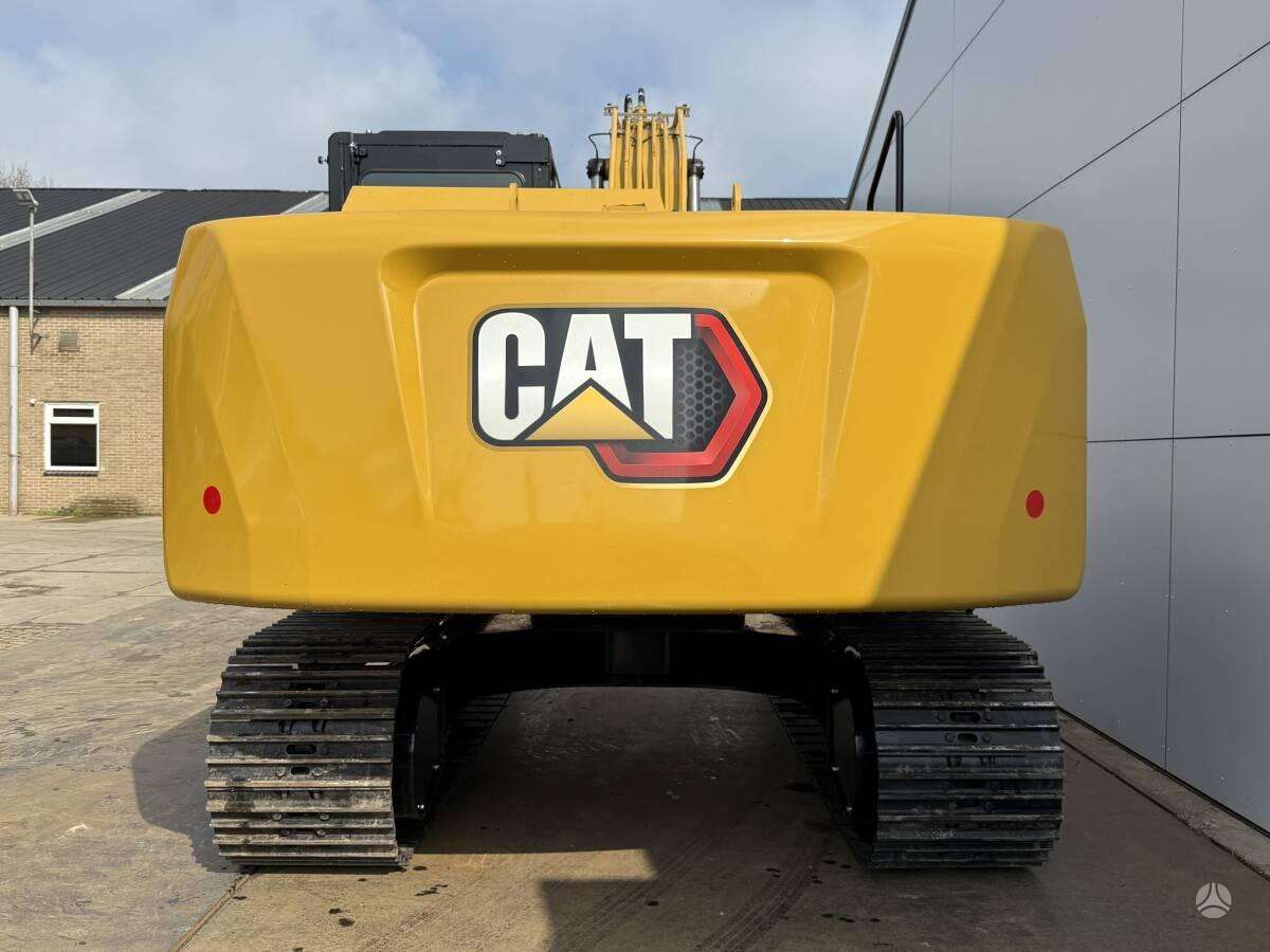 Caterpillar 321, ekskavatori