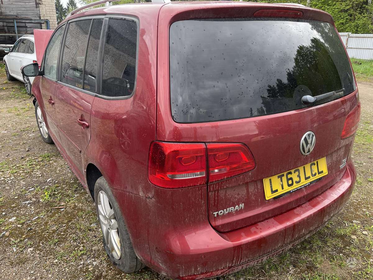 Volkswagen Touran dalimis