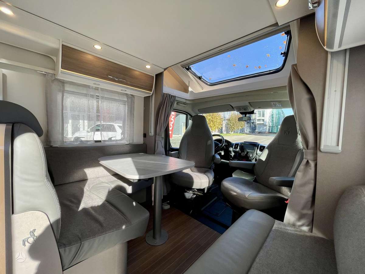 Laika ETRUSCO T 7300 SB, campers