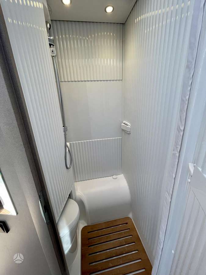 Laika ETRUSCO T 7300 SB, campers