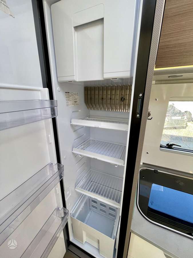 Laika ETRUSCO T 7300 SB, campers