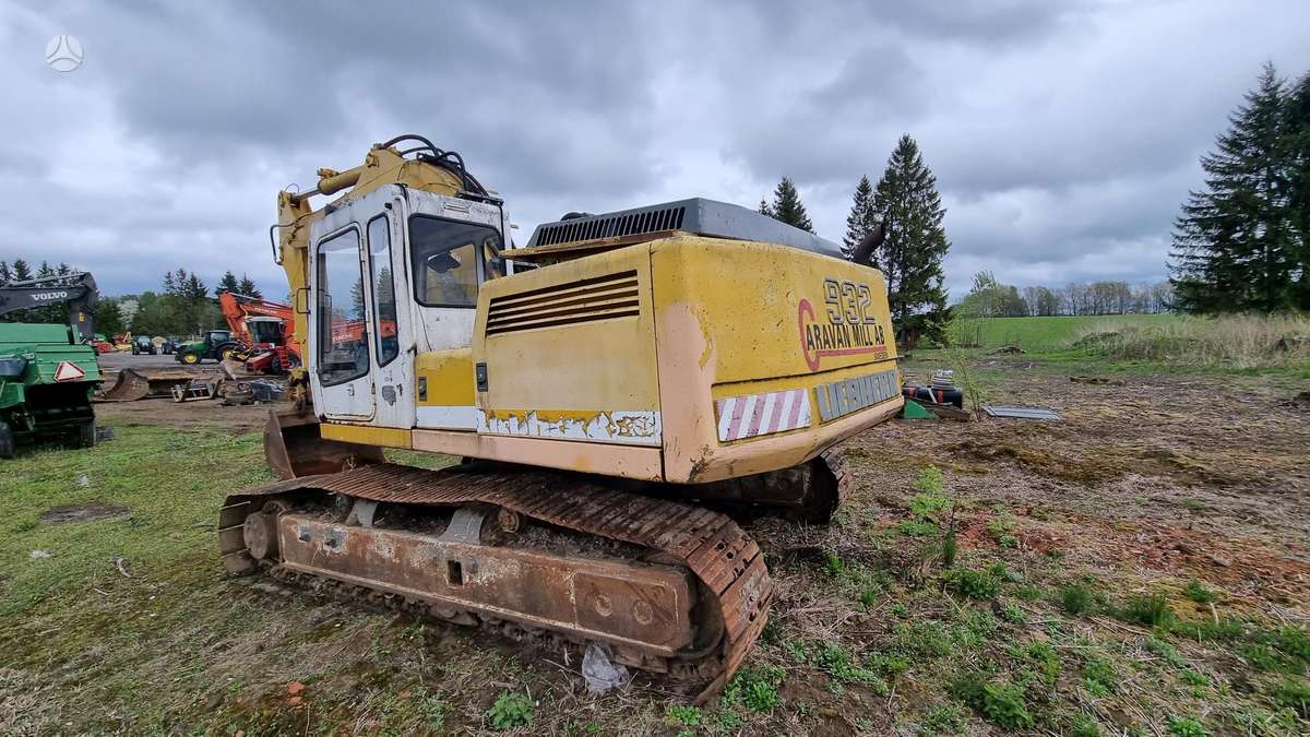 Liebherr 932 Litronic, excavator