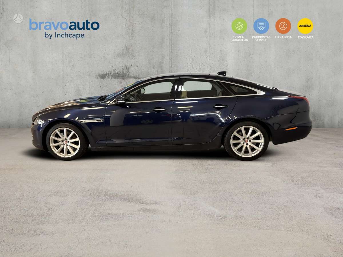 Jaguar XJ, 3.0 l., Седан