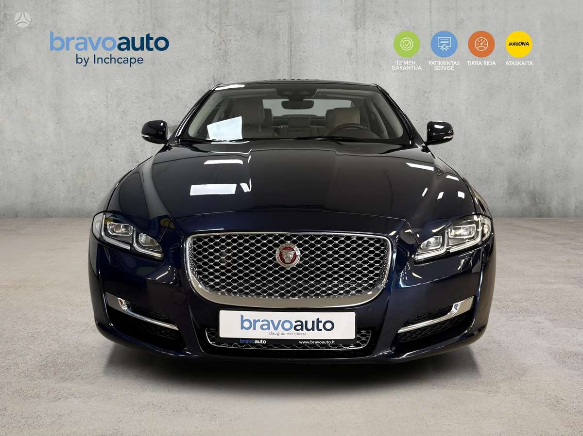 Jaguar XJ, 3.0 l., Седан