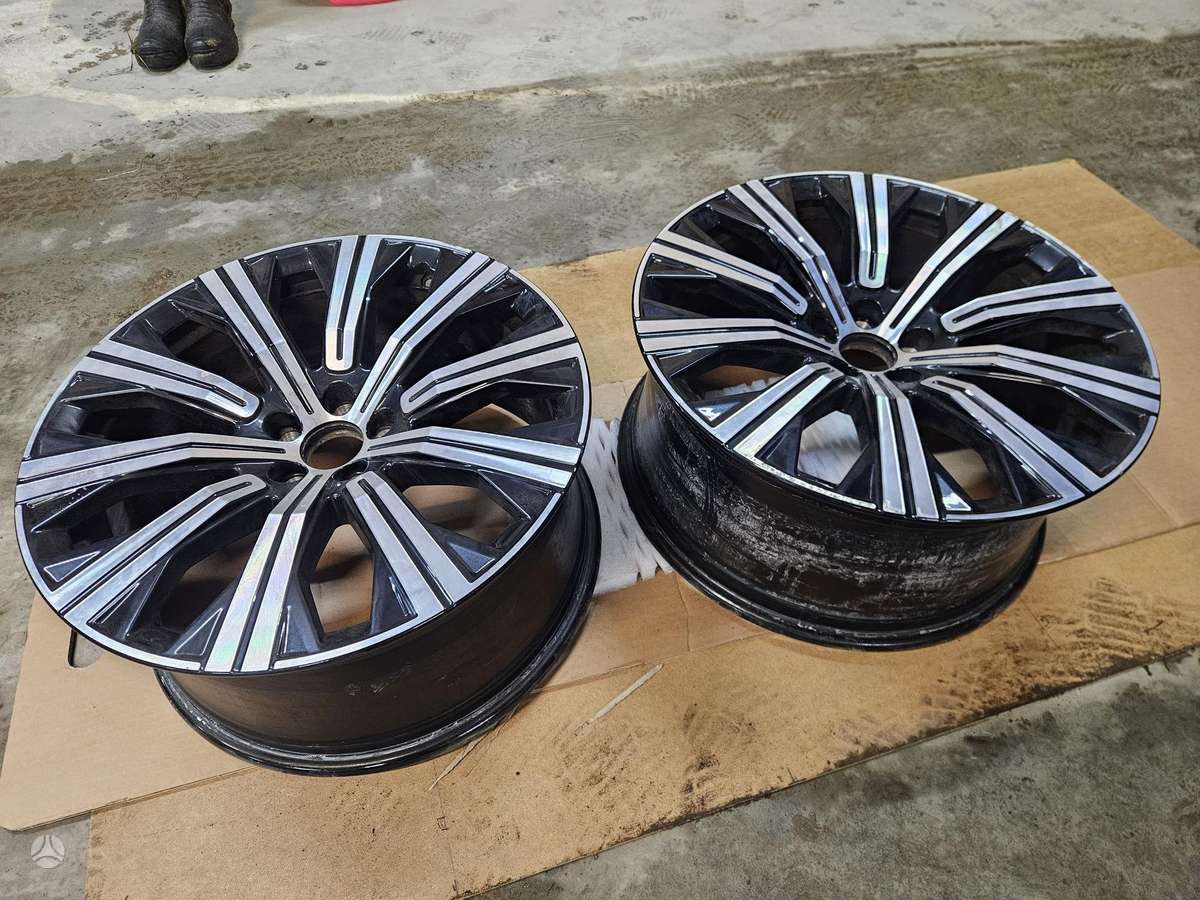 Volvo Xc90, lengvojo lydinio, R22