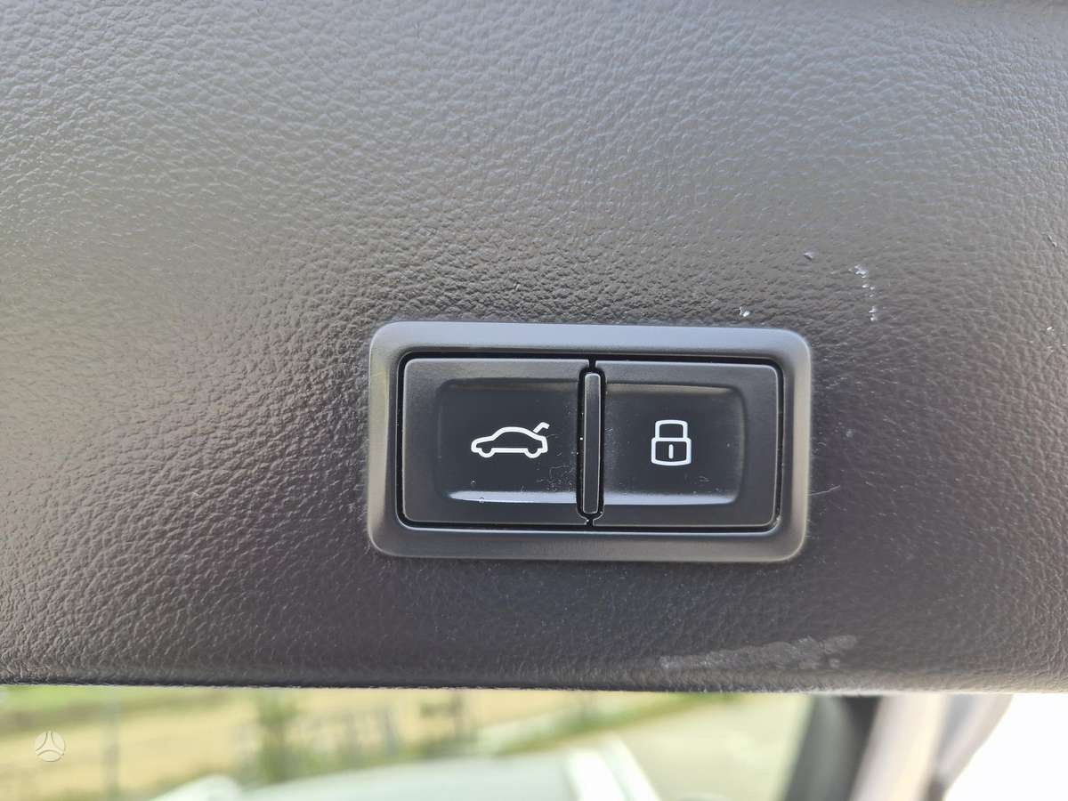 Audi A6 allroad, 3.0 l., Универсал