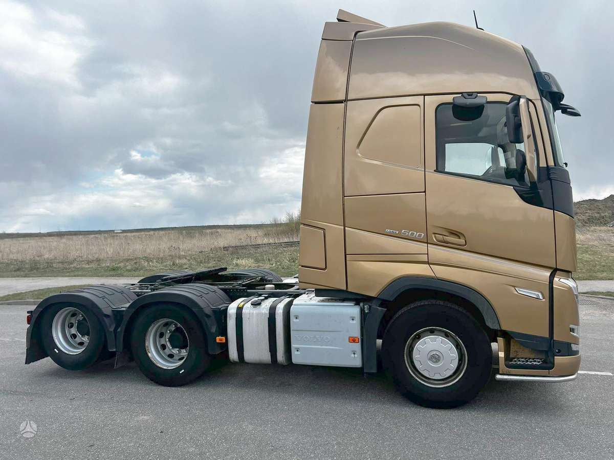 Volvo FH500 TC + hydro, double sleeper
