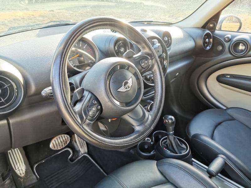 Mini Cooper, 1.6 l., off-road / crossover
