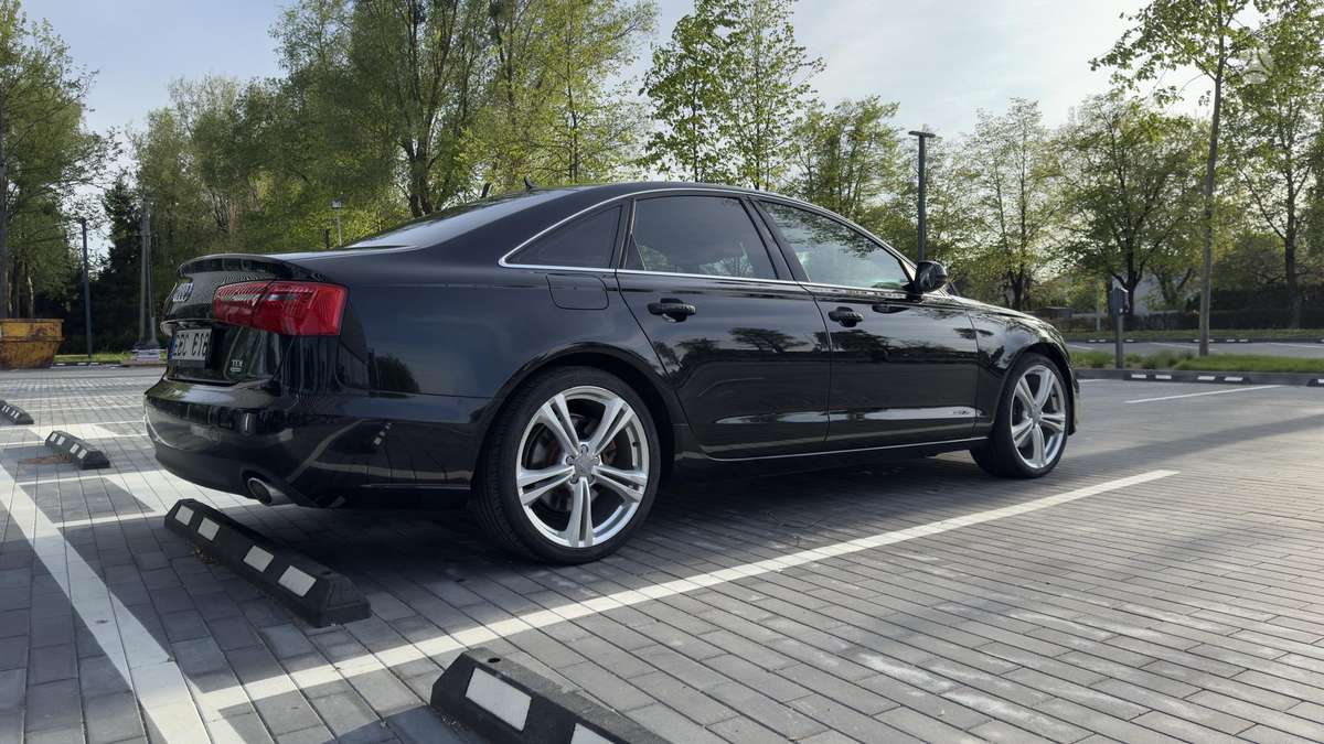 Audi A6, 3.0 l., Седан