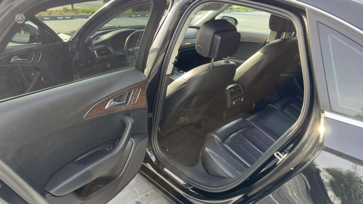 Audi A6, 3.0 l., Седан