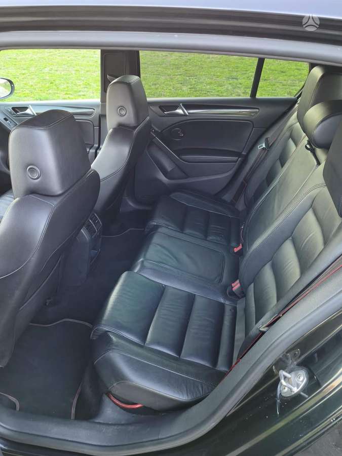 Volkswagen Golf, 2.0 l., hatchback