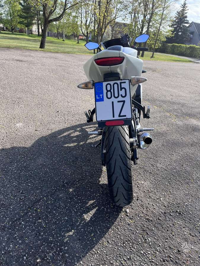 Yamaha YZF 125cc, superbikes
