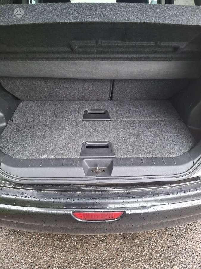 Nissan Note, 1.4 l., hatchback
