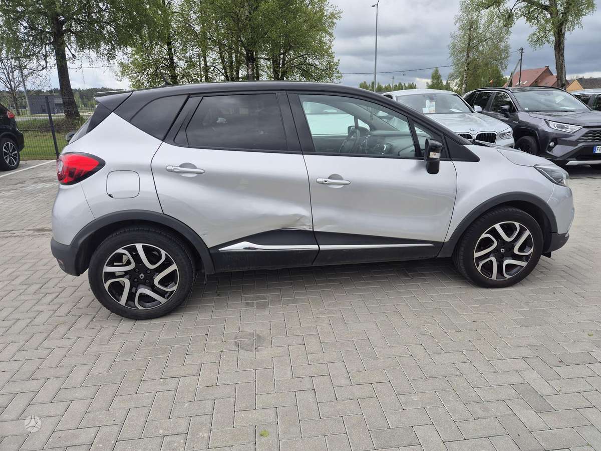 Renault Captur, 1.2 l., off-road / crossover