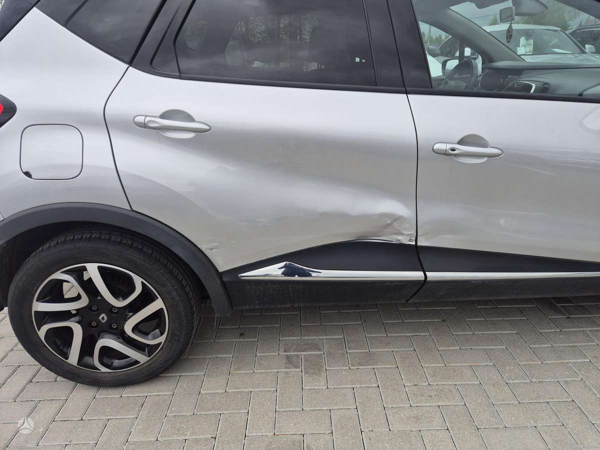 Renault Captur, 1.2 l., off-road / crossover
