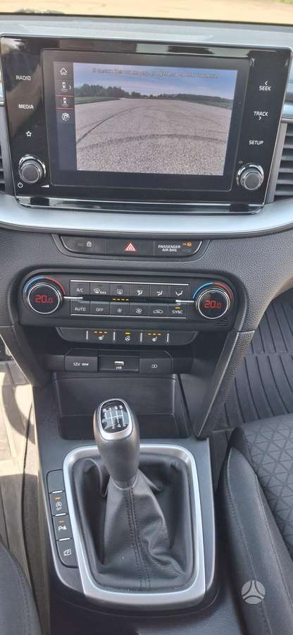 Kia Ceed, 1.5 l., hatchback