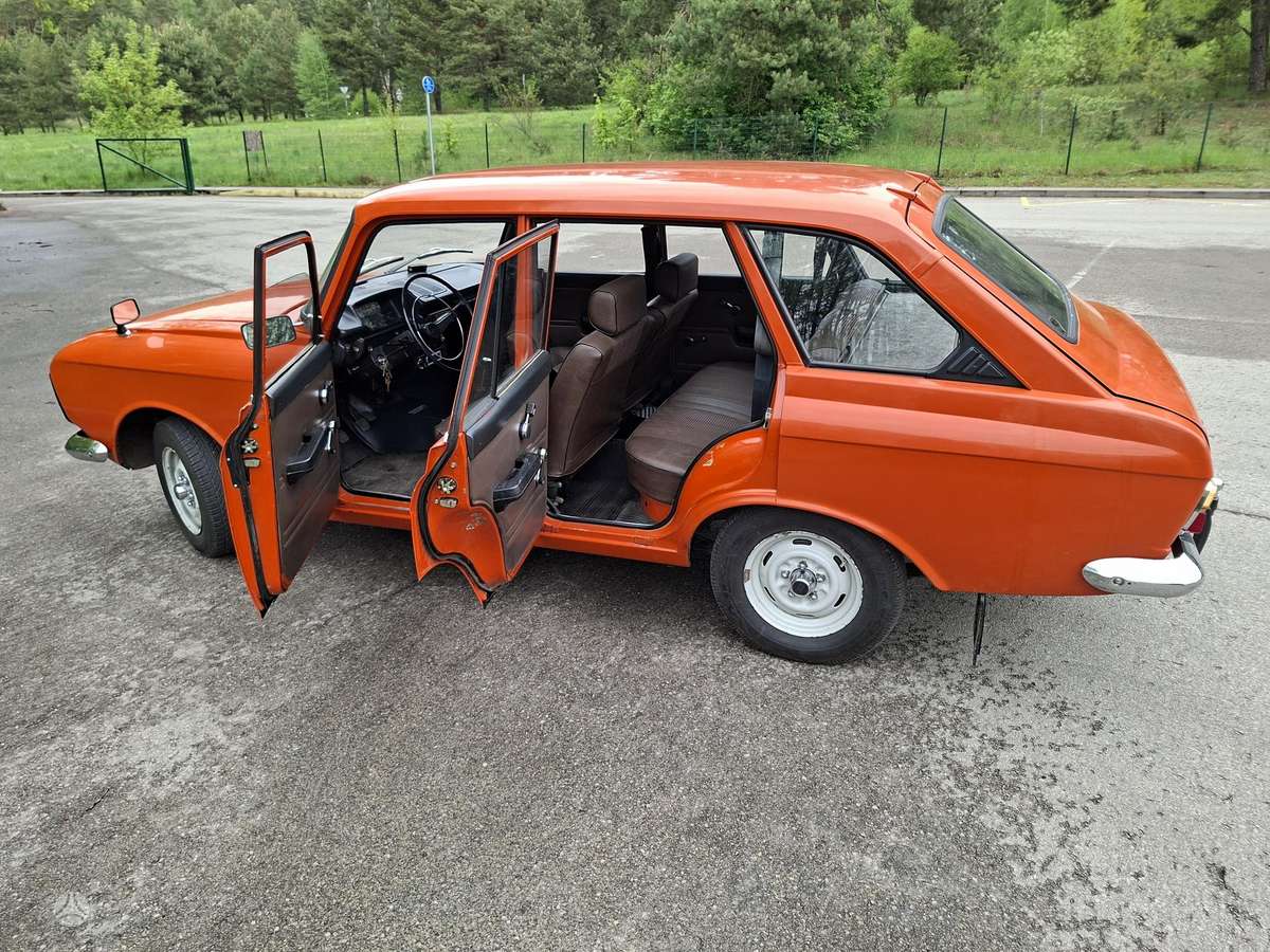 Moskvich 2125, 1.5 l., hatchback