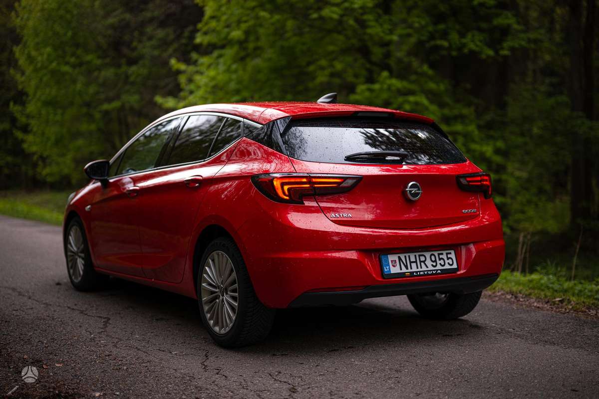 Opel Astra, 1.6 l., hatchback