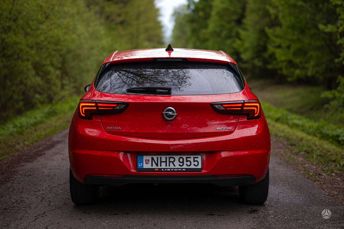 Opel Astra, 1.6 l., hatchback