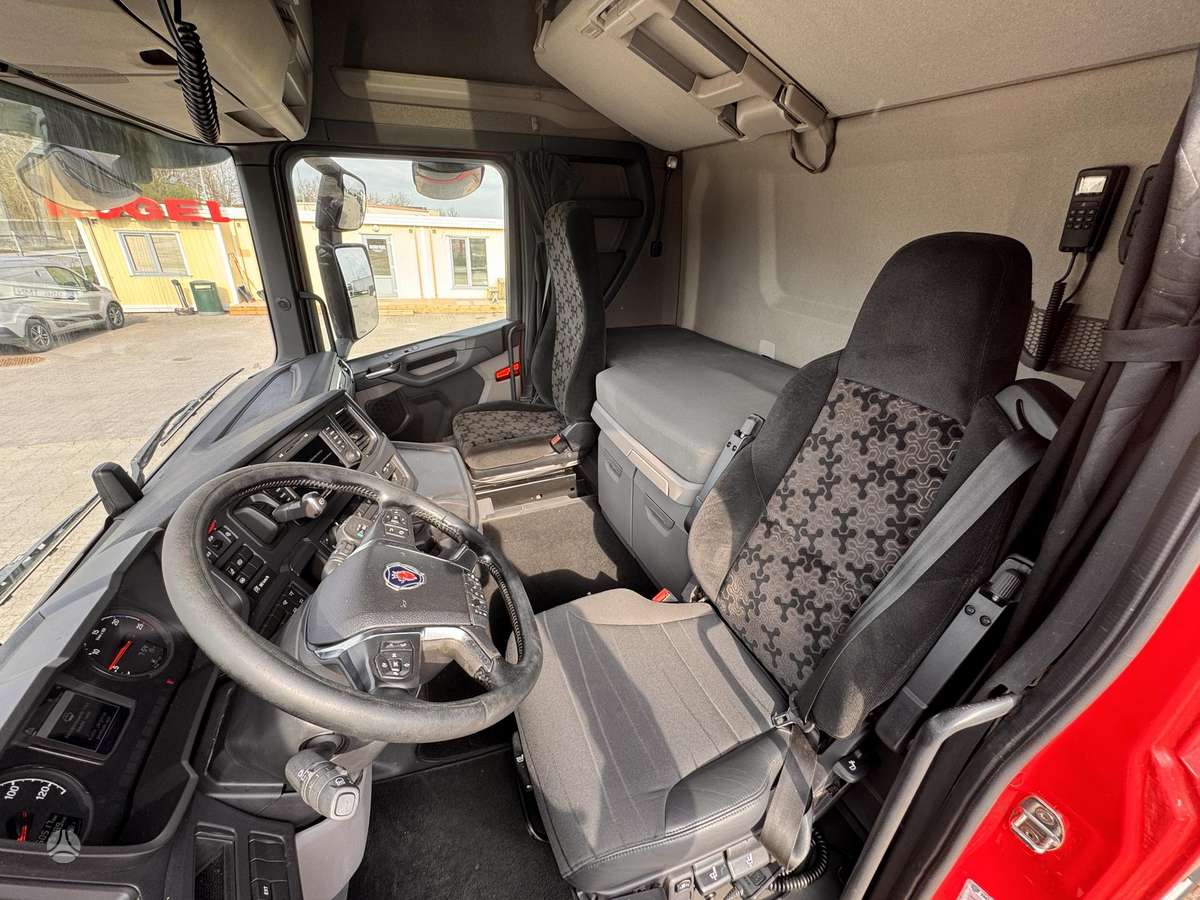Scania S500, double sleeper