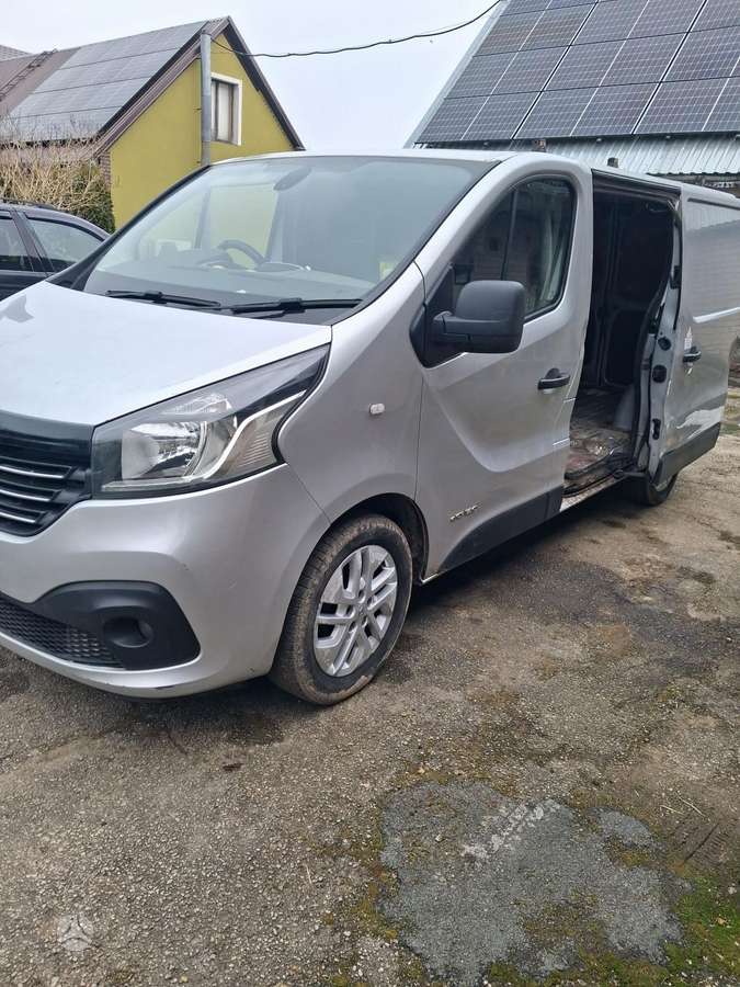 Renault Trafic, cargo van