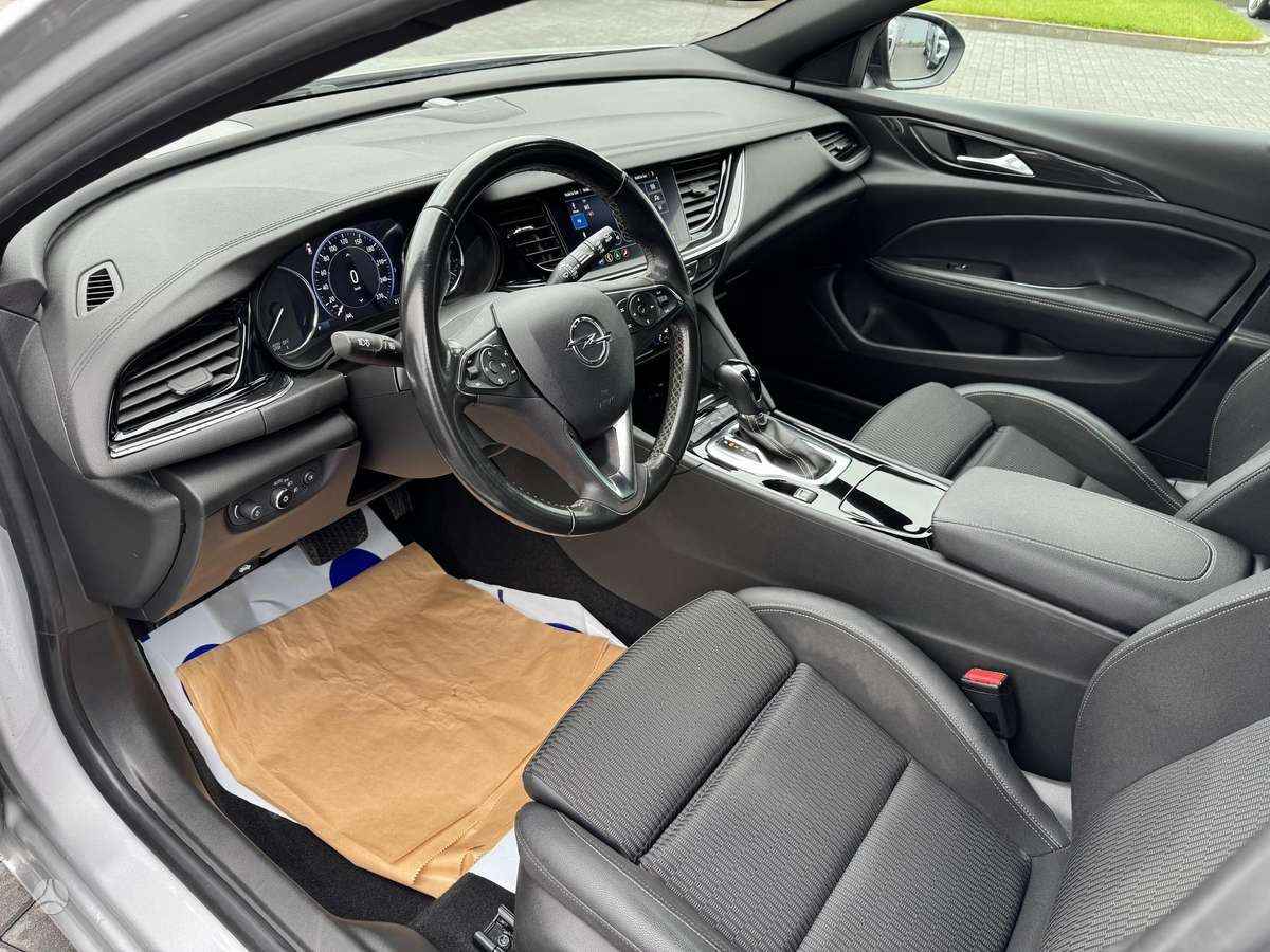 Opel Insignia, 1.5 l., Универсал