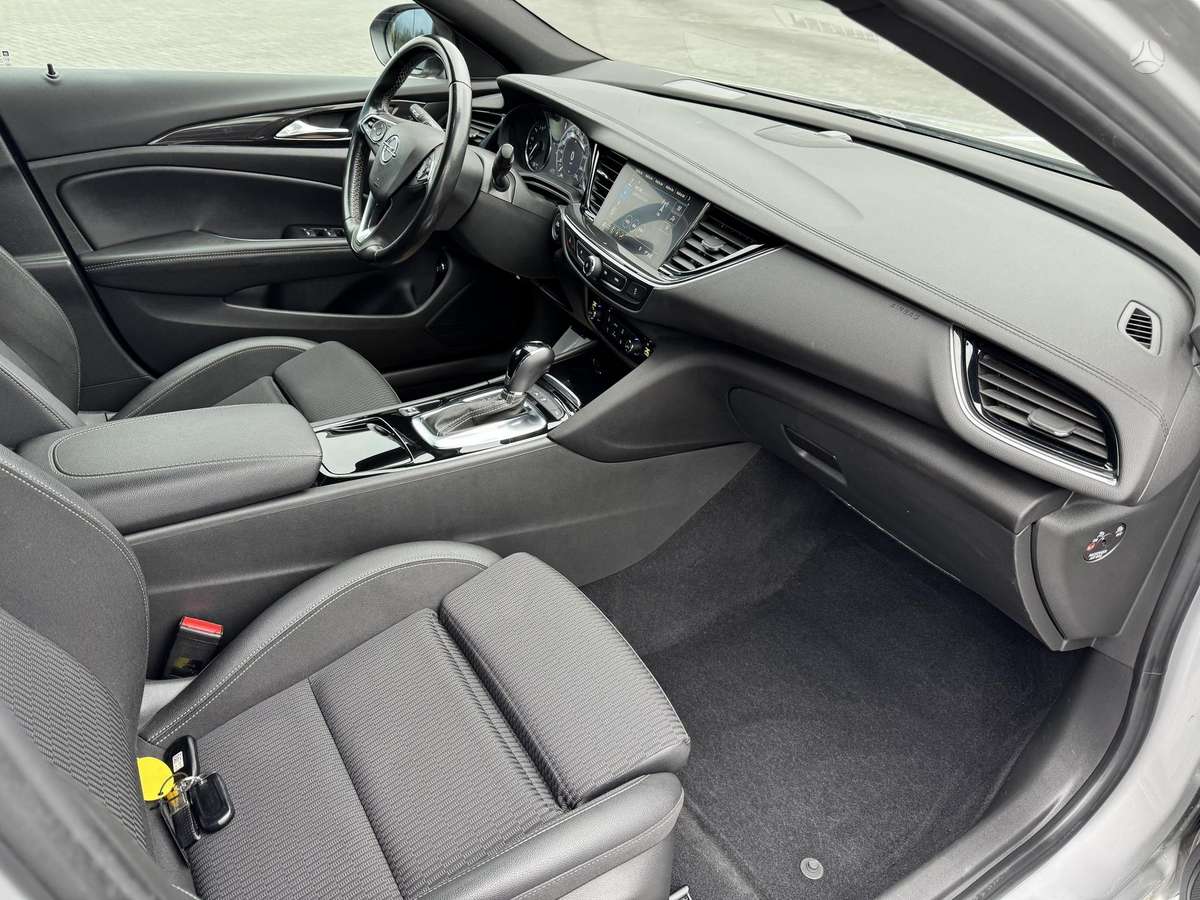 Opel Insignia, 1.5 l., Универсал