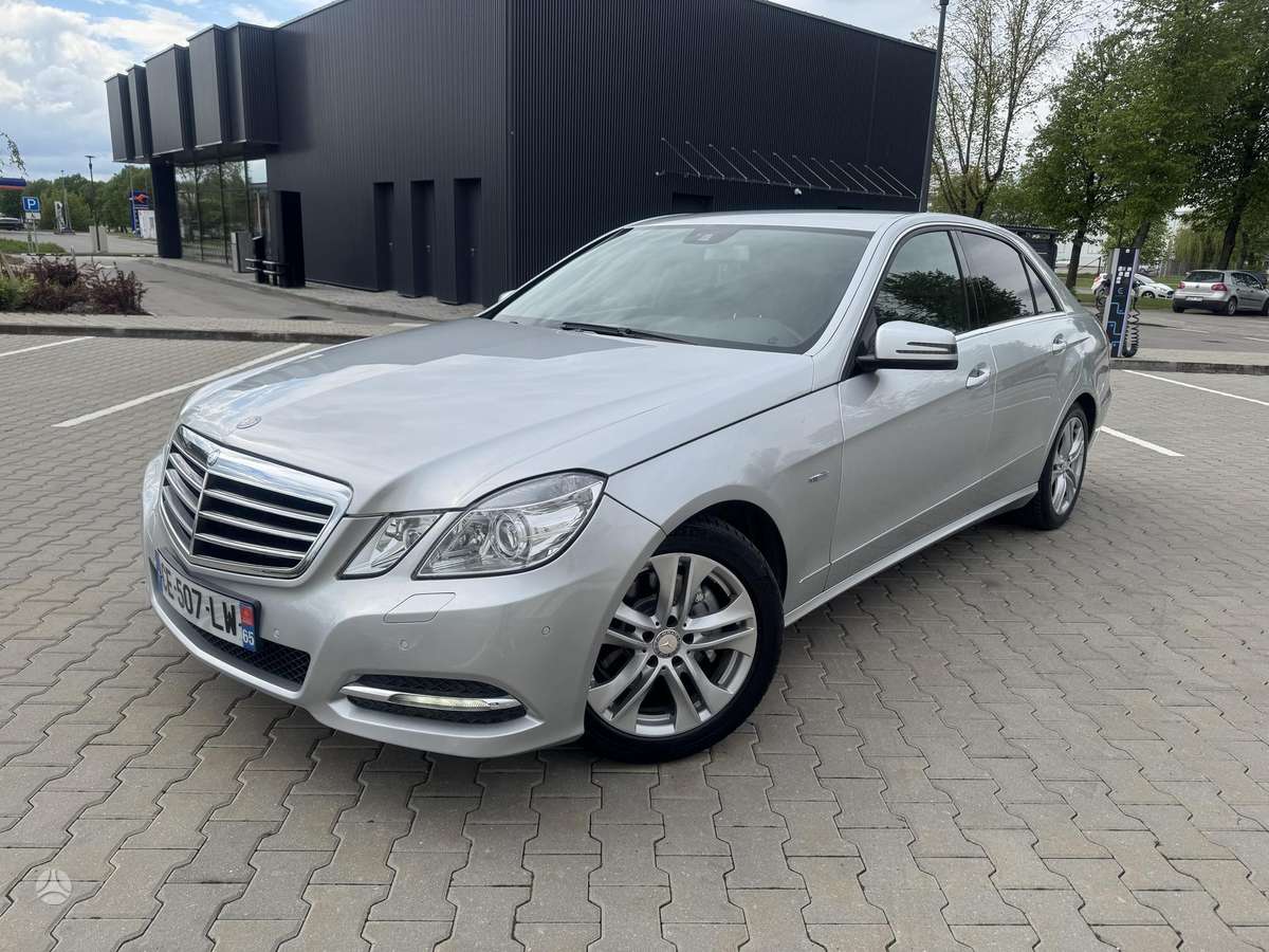 Mercedes-Benz E250, 2.2 l., Седан