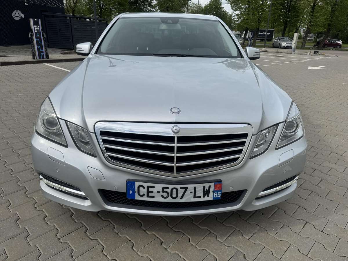 Mercedes-Benz E250, 2.2 l., Седан