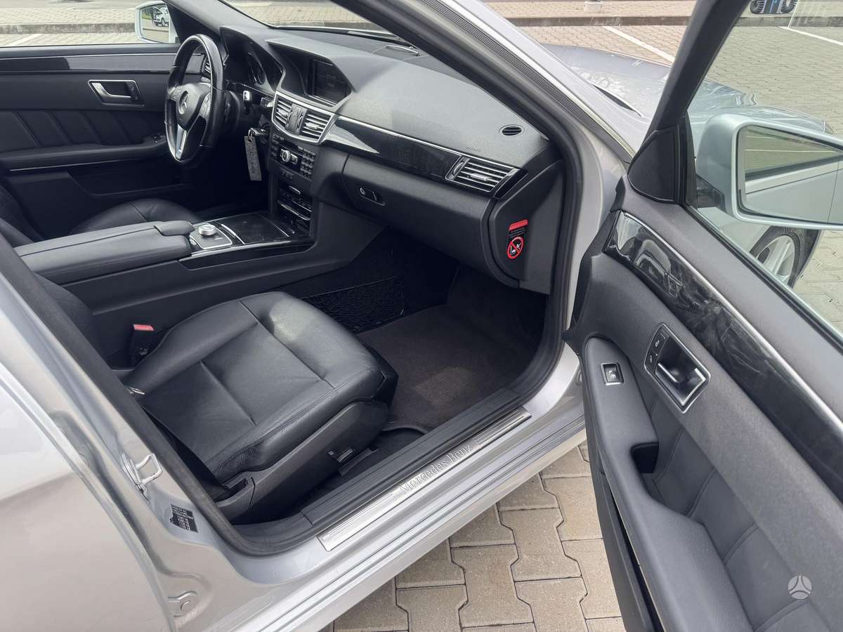 Mercedes-Benz E250, 2.2 l., Седан