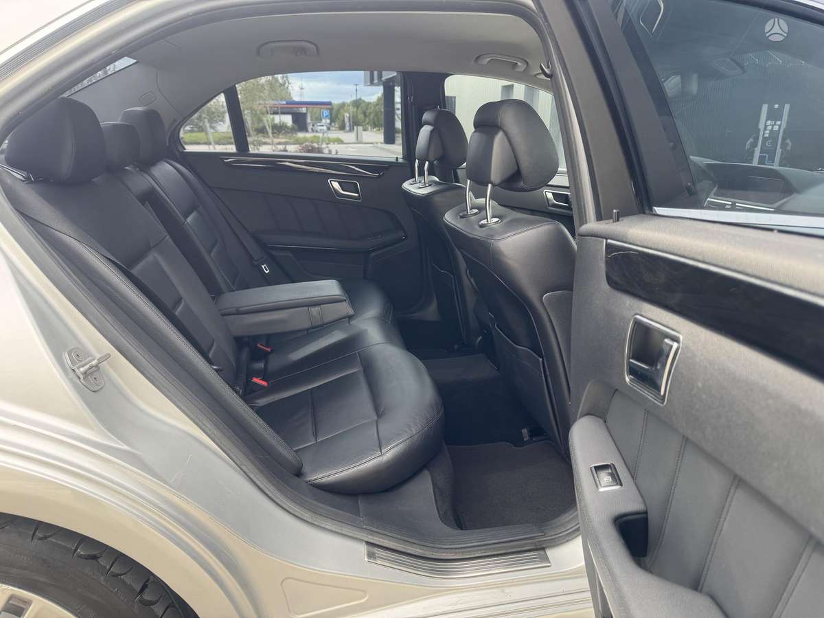 Mercedes-Benz E250, 2.2 l., Седан
