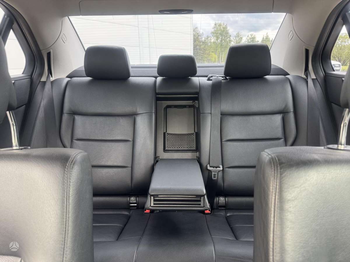 Mercedes-Benz E250, 2.2 l., Седан