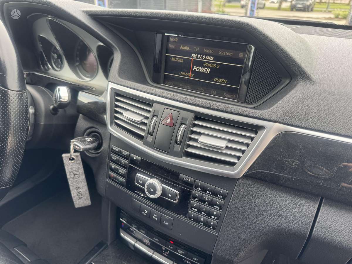 Mercedes-Benz E250, 2.2 l., Седан