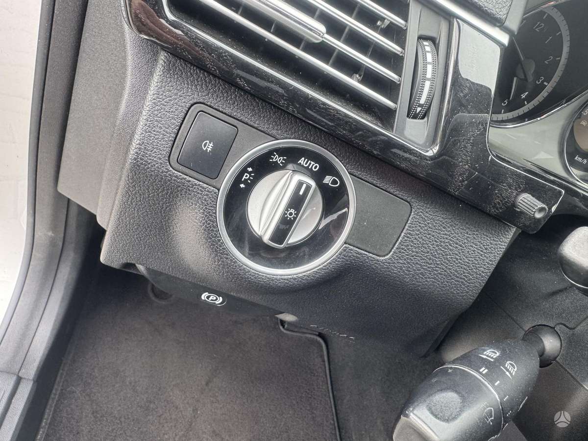 Mercedes-Benz E250, 2.2 l., Седан