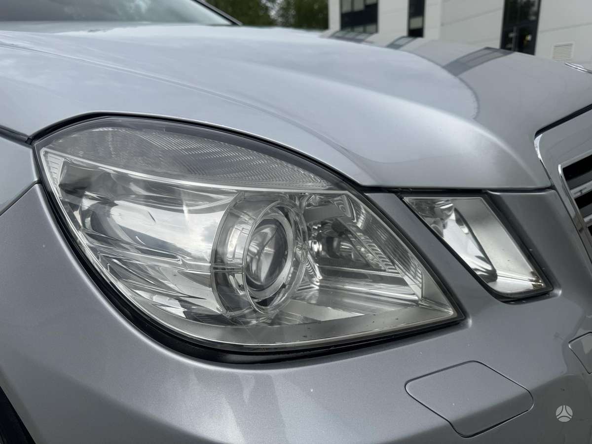 Mercedes-Benz E250, 2.2 l., Седан
