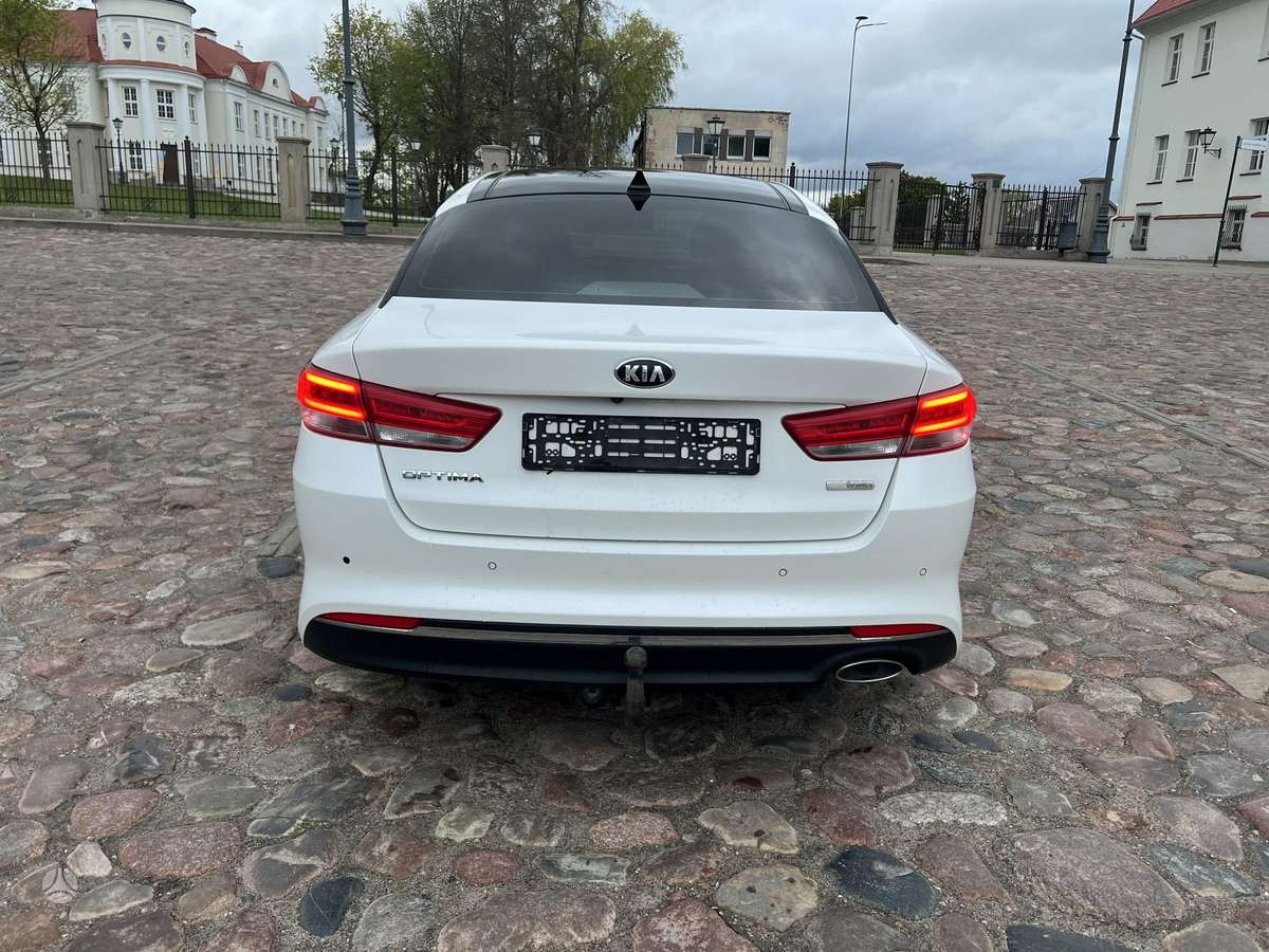 Kia Optima, 1.7 l., Седан