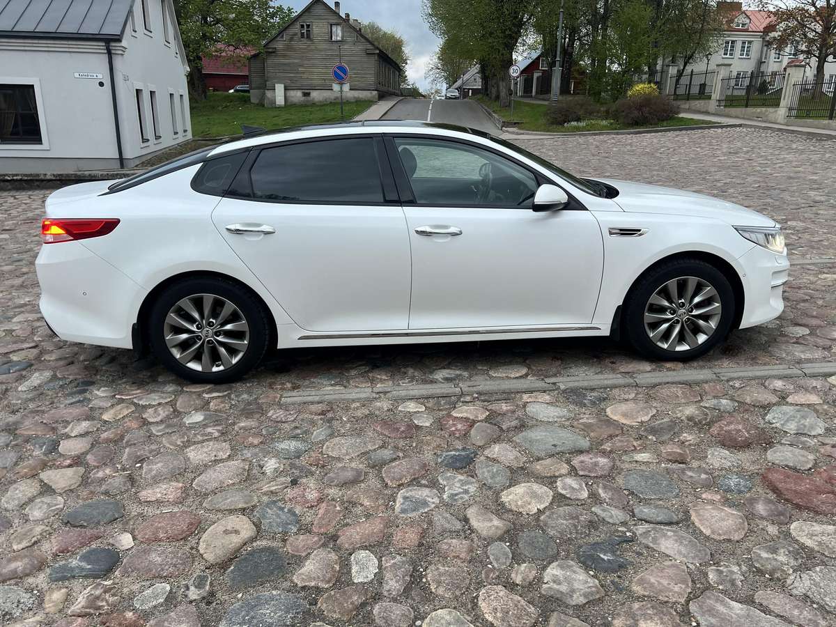 Kia Optima, 1.7 l., Седан