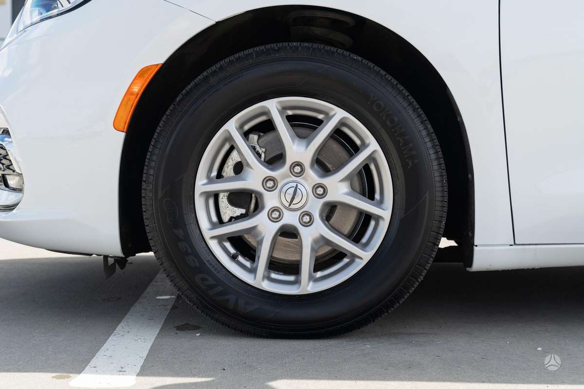 Chrysler Pacifica, 3.6 l., Минивэн