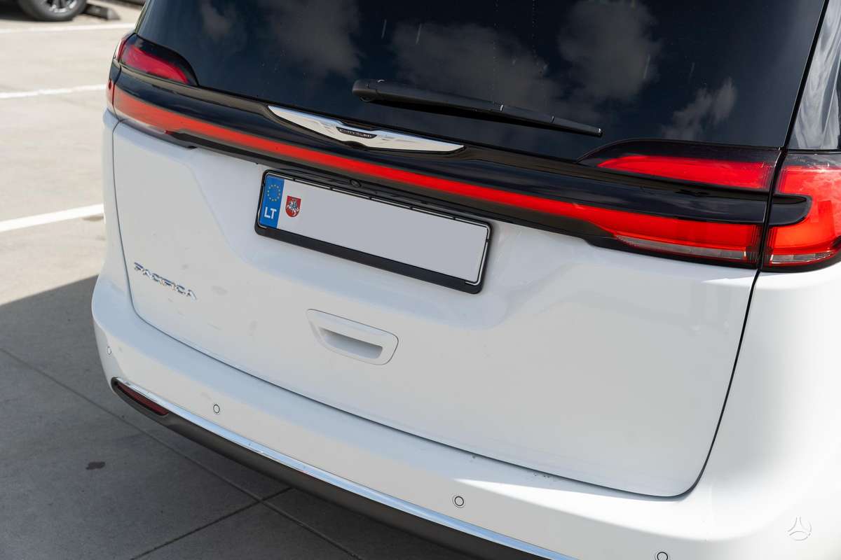Chrysler Pacifica, 3.6 l., Минивэн